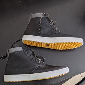 New Etnies Waterproof Boots